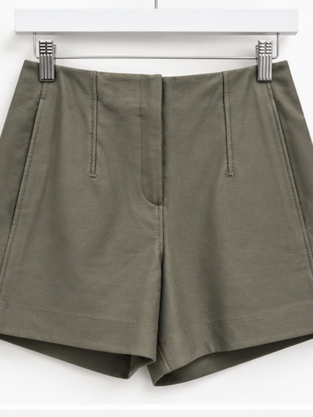 Lululemon Utilitech Relaxed-Fit HR Short 3.5" Olive Size 2 NWT